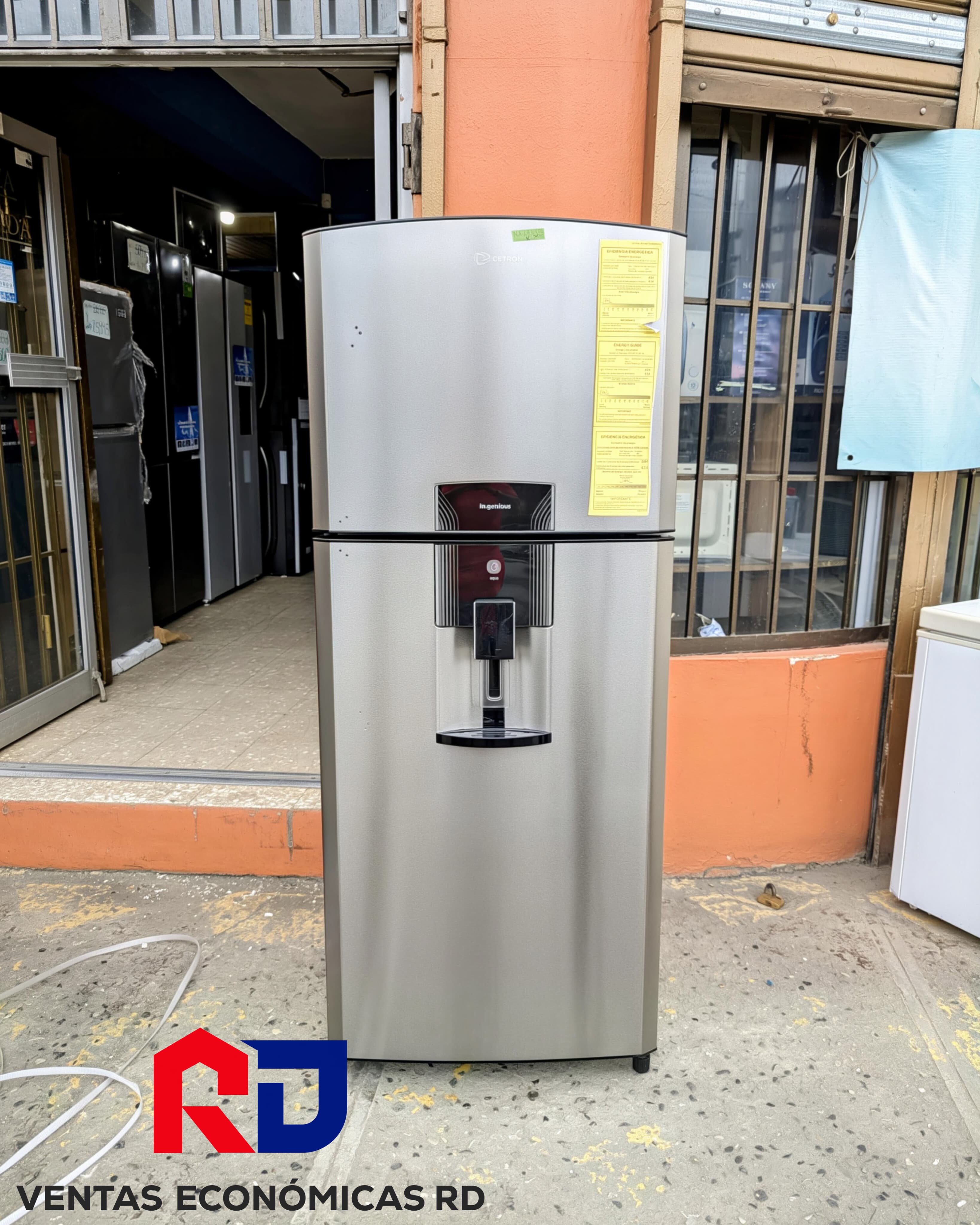 Nevera Cetron No Frost con Dispensador de Agua Exterior en Acabado Inox